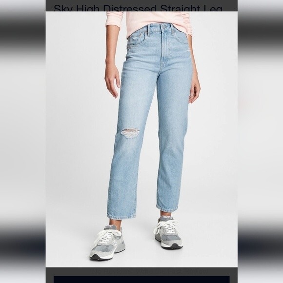 Sky High Distressed Straight Leg Jeans With Washwell - Picture 1 of 13